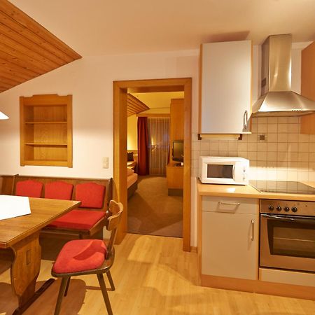 Apartments Neue Post フィルツモース 部屋 写真