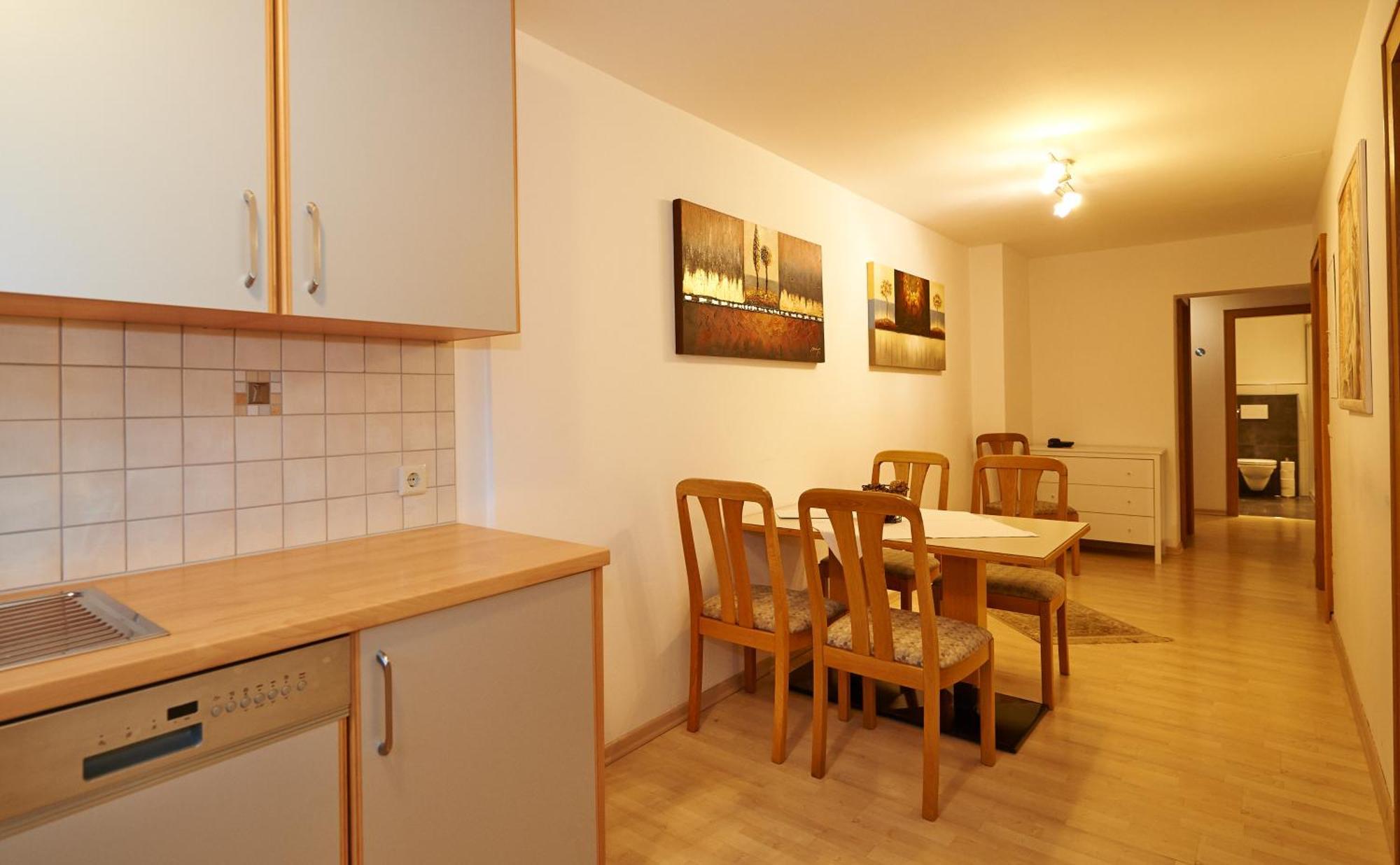 Apartments Neue Post フィルツモース 部屋 写真